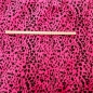 Preview: Fellimitat Fellboa Leopard in pink schwarz - pinkes Fellimitat - Leopardenfell pink schwarz - Kunstfell kurzhaar Leo pink Leopardenstoff pink schwarz  Leopard pink schwarz