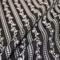 Preview: Trachten schwarz-weiß Trachten Trachtenstoff Trachten schwarz-weiß Baumwolle Tracht Trachtenblusenstoff schwarz-weiß Schürzenstoff Trachtenschürze Blümchen Landhausstil schwarz weiß