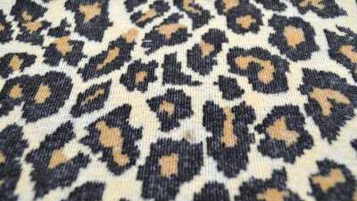 Kurzhaarfellimitat Plüsch Plüschstoff Leopard Plüsch Leopard braun Kunstfell Fellstoff Kunstfell Plüsch brauntöne brauner Leopardenstoff