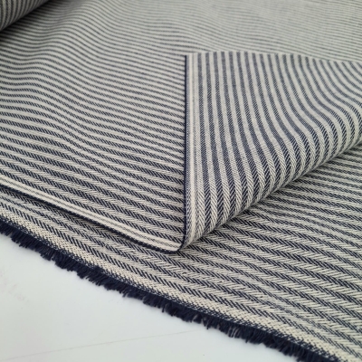 Preview: Dekostoff mit Fischgrat gestreifter Stoff robuster & strapazierfähiger Stoff