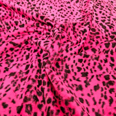 Preview: Fellimitat Fellboa Leopard in pink schwarz - pinkes Fellimitat - Leopardenfell pink schwarz - Kunstfell kurzhaar Leo pink Leopardenstoff pink schwarz  Leopard pink schwarz