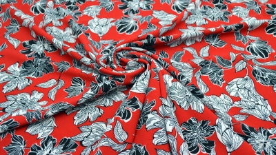 NONL15172/015 Polyester Polyester Mix roter Stoff mit Blumen und Blättern Polyester Polyester Mix nähen selber nähen Blusenstoff nähen macht glücklich Miss Doodle Schnittmuster sewing pattern