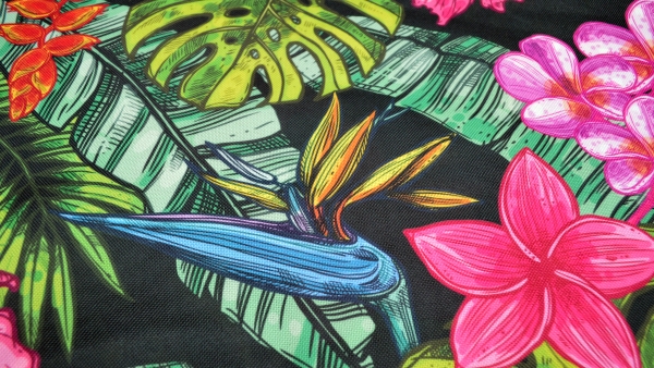 Dekostoff Frangipani Dschungelbuch, Dschungel, Jungle, mit Farn, Pflanzen, Blättern und Orchidee, Tropen, Strelizie, Papageienblume, Hibiskus, Orchidee,  Dschungelstoff, Sommerstoff für Tischdecken und Kissen, Stoff für Terrasse, Balkon, Gartenmöbel, Stro