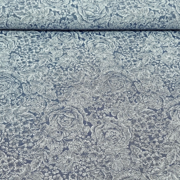 Dekostoff jeansblau mit weißen Rosen bedruckt Rosenstoff