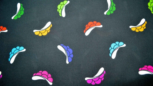 1046-Bolly Konfetti Bollenhut bunt Konfetti Bollenhutstoff Stoff mit Bollenhüten bunte Bollenhüte  Bollenhut Polyester Polyesterstoff   Stoff mit Bollenhut Schwarzwaldstoff poppige Bollenhüte Bollyhood Trachtenstoff Schwarzwälder Stoff poppiger Heimatstof