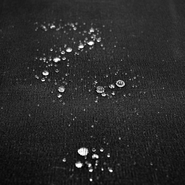 Canwax Canvax Black Schwarzer Canvas Waxed Oilskin schwarz  Uni Segeltuch Canvas gewachst Stoff für Rucksäcke oilskin für Taschen schwarz