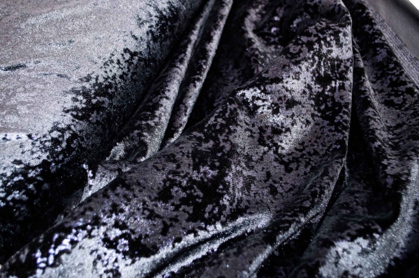 Noteboom 16130-008 schwarzer Samt mit blauem Glitzer schwarzer Samt mit blauem Lurex Dekostoff  Samtstoff  Samtkleid Vorhänge Dekostoff  Weihnachten Fastnacht Fasching Karneval Vorhangstoff