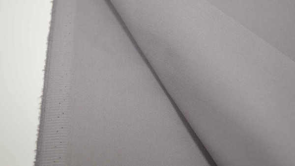 Satinmolton schwer entflammbar grauer Satin Molton Event Textil  Eventbereich für Deckenabhängungen, Wandbespannungen, Theatervorhängen, Breitgewebe für Bühnenbilder, im Messe- und Tribünenbau, als Backgroundgewebe für Fotostudios Kinos schwer entflammbar
